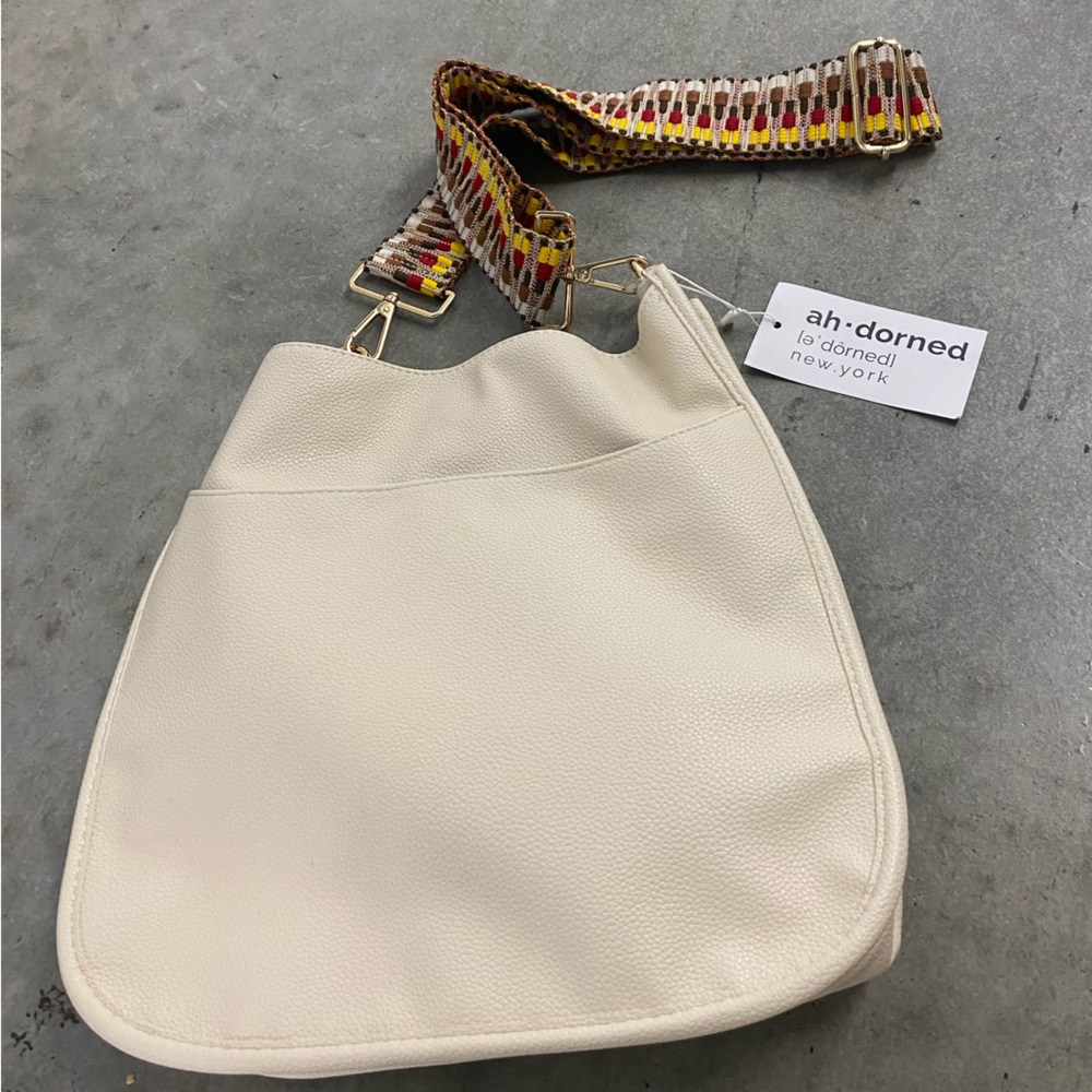 Ahdorned crossbody bag with guitar strap - Vegan Leather - Brand new - FABULOUS!